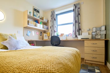 Bronze En Suite at Europa, 190 Erskine Street, City Centre, Liverpool, L61AL - Image 1